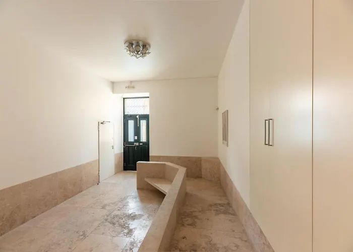 Liberdade Great Bright With Ac Elevator Garage شقة *